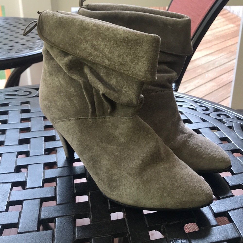 Fayva Vintage Ankle Boots